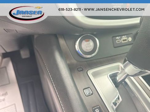 Used 2019 Nissan Murano Platinum FWD image 16
