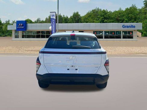 New 2026 Hyundai Kona SE AWD/4WD image 6