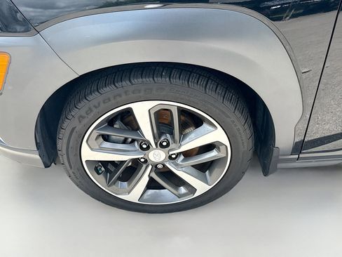 Used 2021 Hyundai Kona Limited FWD image 35