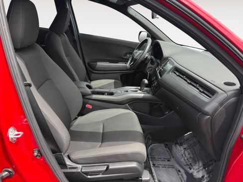 Certified 2022 Honda HR-V Sport image 19