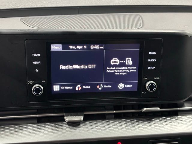 Used 2024 Kia Carnival LX FWD image 26