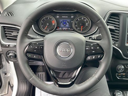 Used 2023 Jeep Cherokee Altitude Lux AWD/4WD image 14