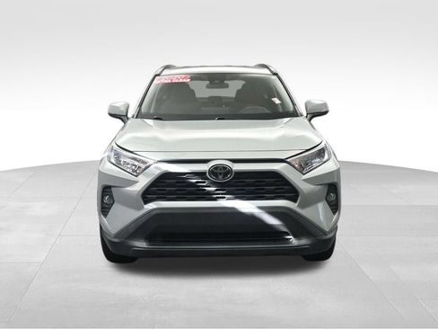 Used 2020 Toyota RAV4 XLE FWD image 8