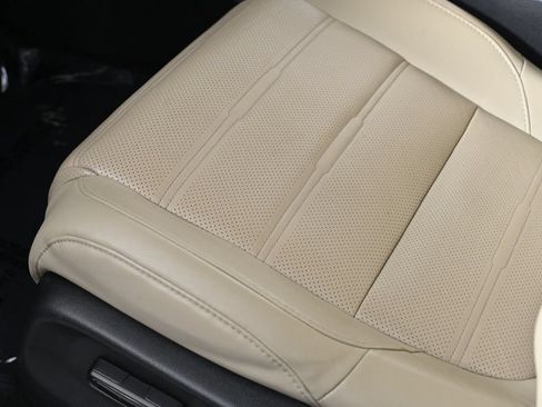 Used 2018 Honda CR-V Touring image 23