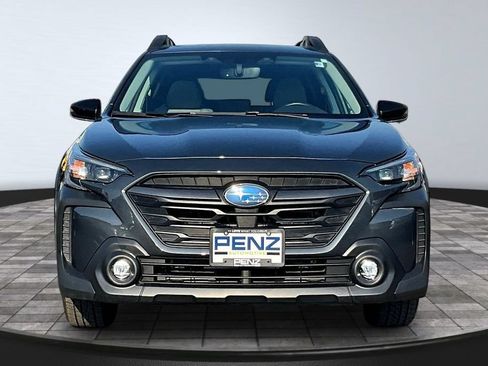 Used 2024 Subaru Outback Premium AWD/4WD image 2