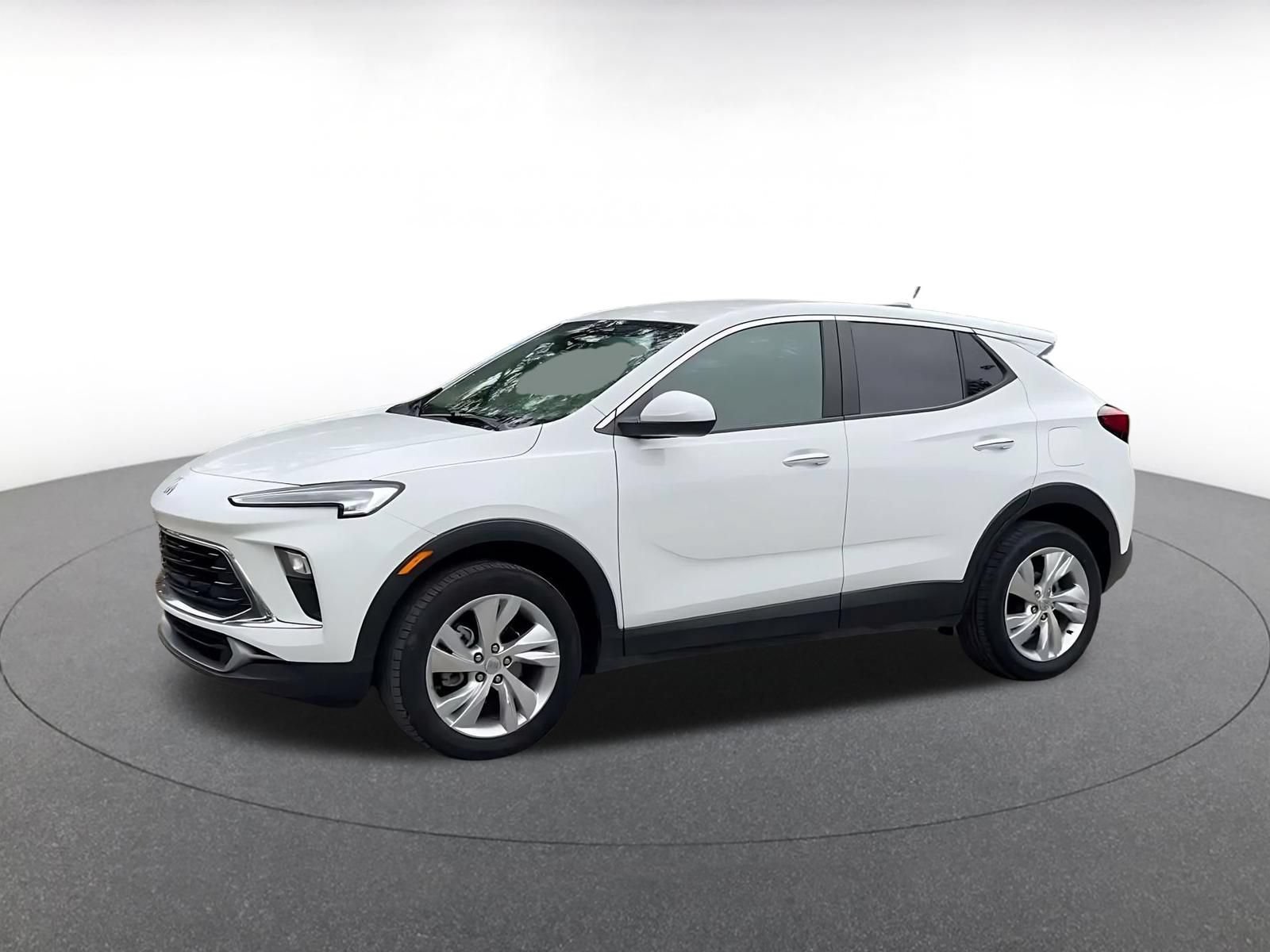 Used 2025 Buick Encore GX Preferred AWD/4WD image 7