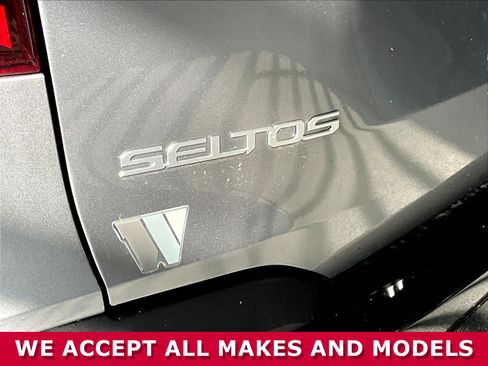 Certified 2024 Kia Seltos SX w/ SX Sunroof Package AWD/4WD image 22