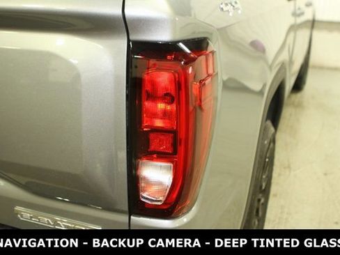 New 2025 GMC Sierra 1500 Elevation image 33