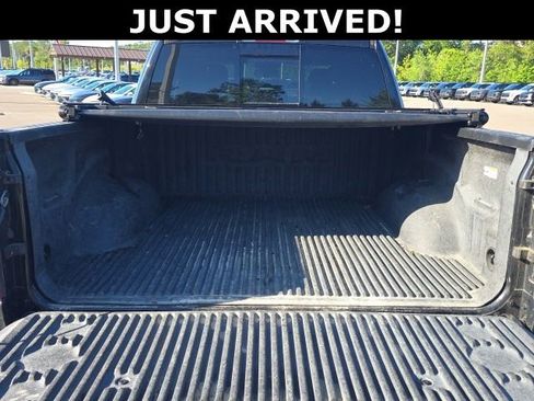 Used 2020 RAM 1500 Laramie AWD/4WD image 9