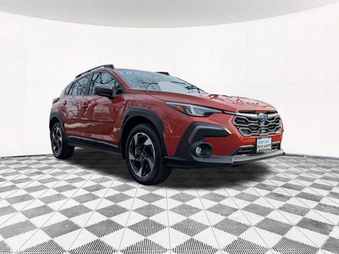 Used 2025 Subaru Crosstrek 2.5i Limited w/ Crosstrek Mirror Package AWD/4WD image 15
