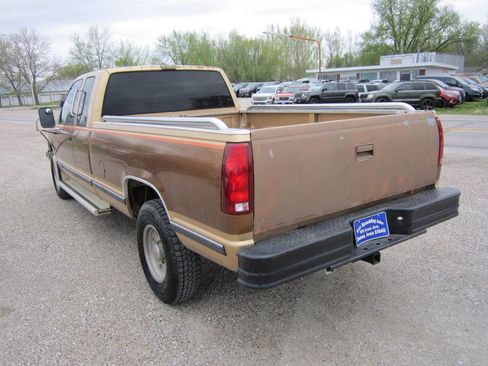 Used 1989 Chevrolet Silverado 3500 C3500 2dr Extended Cab LB image 5