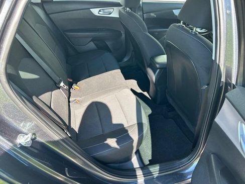 Used 2024 Kia Forte LXS FWD image 39