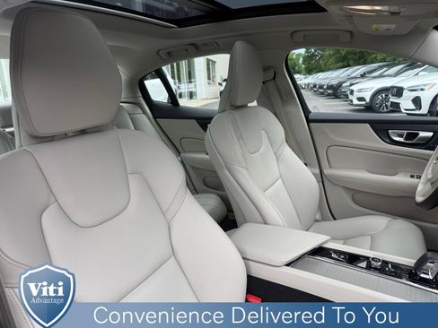 Certified 2024 Volvo S60 B5 Plus w/ Climate Package AWD/4WD image 30