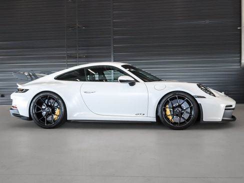 Certified 2022 Porsche 911 GT3 image 12