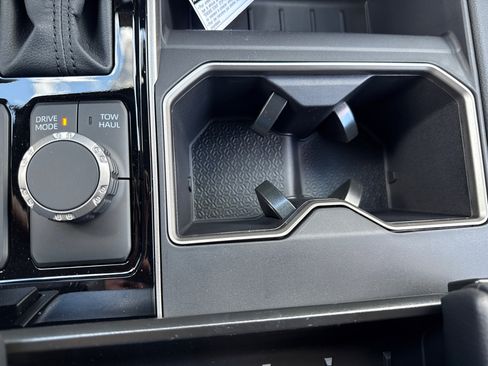 New 2026 Toyota Tundra Limited AWD/4WD image 29