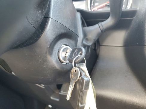 Used 2020 Chevrolet Silverado 2500 LT image 30