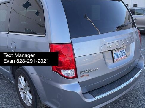 Used 2020 Dodge Grand Caravan SXT image 7