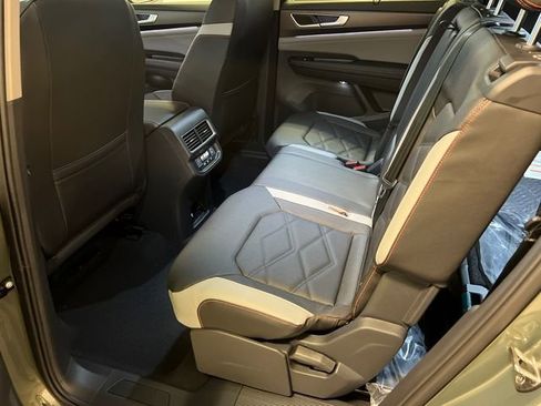 New 2026 Volkswagen Atlas Peak Edition AWD/4WD image 10
