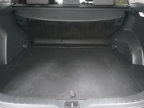 Used 2024 Toyota RAV4 XLE AWD/4WD image 22