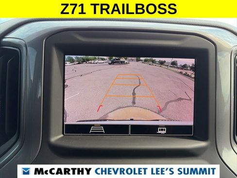 Used 2024 Chevrolet Silverado 1500 Custom Trail Boss w/ LPO, Dark Essentials Package AWD/4WD image 12