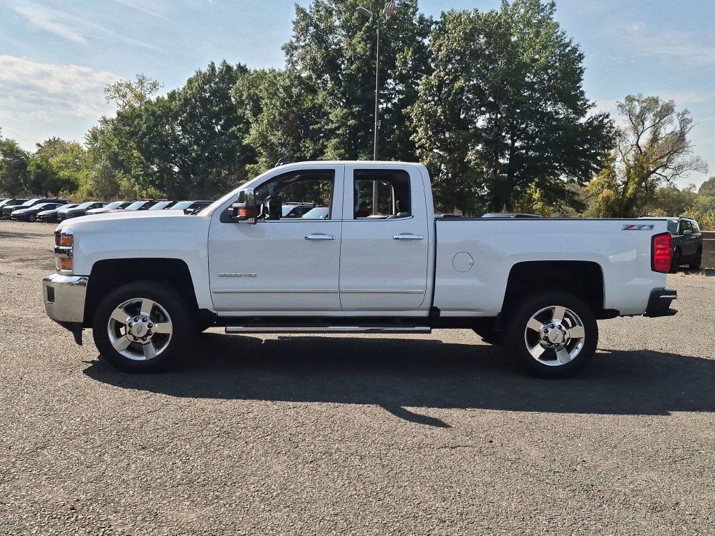 Used 2017 Chevrolet Silverado 2500 LTZ w/ Vortec Plus Package AWD/4WD image 6