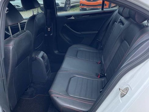 Used 2016 Volkswagen Jetta GLI SE image 17
