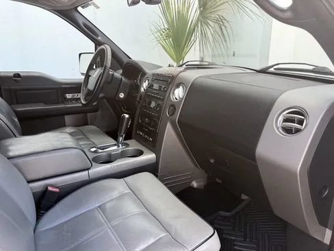 Used 2006 Lincoln Mark LT 2WD image 9