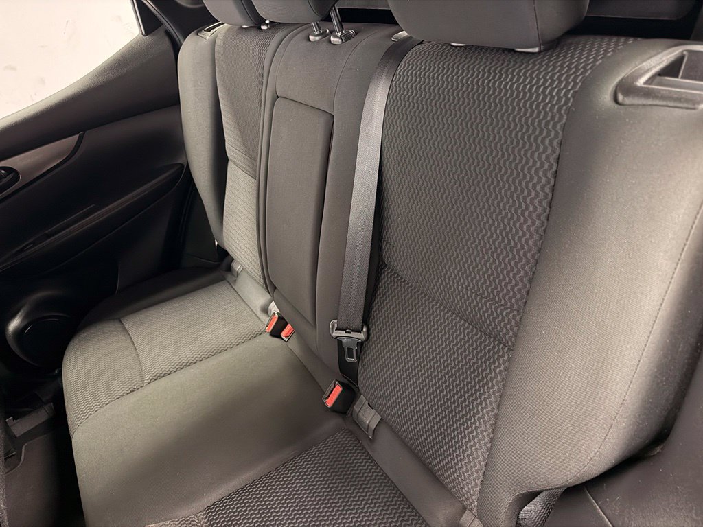 Used 2019 Nissan Rogue Sport S w/ Appearance Package AWD/4WD image 14