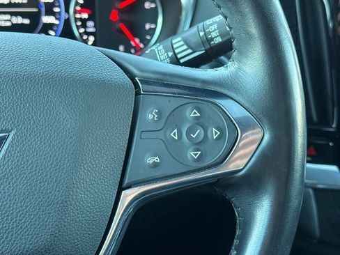 Used 2022 Chevrolet Traverse High Country image 37