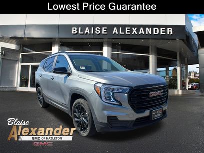 Used 2023 GMC Terrain SLE w/ Driver Convenience Package
