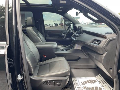 Used 2021 Chevrolet Tahoe Premier w/ Premium Package RWD image 36