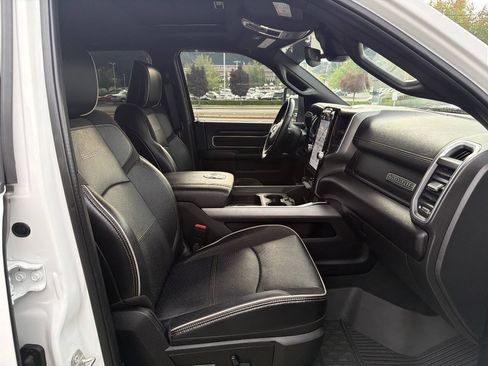 Used 2024 RAM 2500 Laramie w/ Sport Appearance Package AWD/4WD image 19