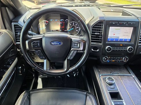 Used 2021 Ford Expedition Limited RWD image 24