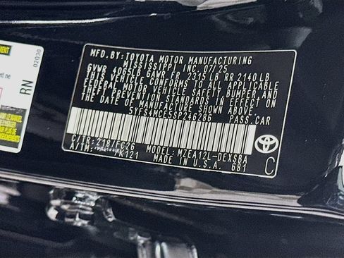 Used 2025 Toyota Corolla SE FWD image 31