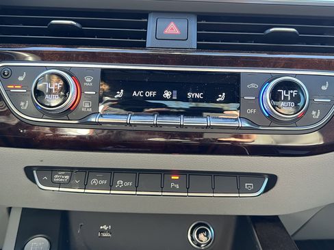 Used 2018 Audi A4 2.0T Premium Plus w/ Premium Plus Package image 30