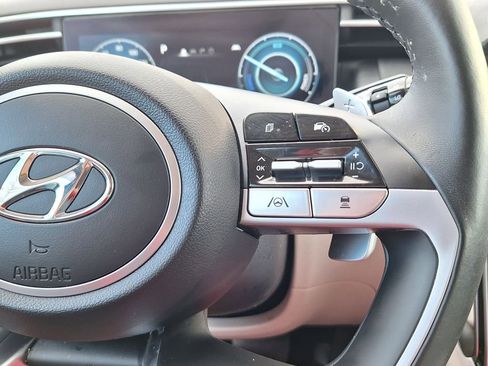 Certified 2024 Hyundai Tucson Limited image 19