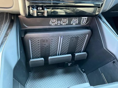 New 2026 RAM 1500 Limited AWD/4WD image 23
