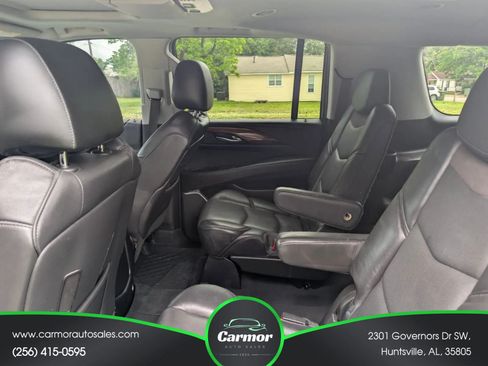 Used 2018 Cadillac Escalade ESV Luxury AWD/4WD image 5
