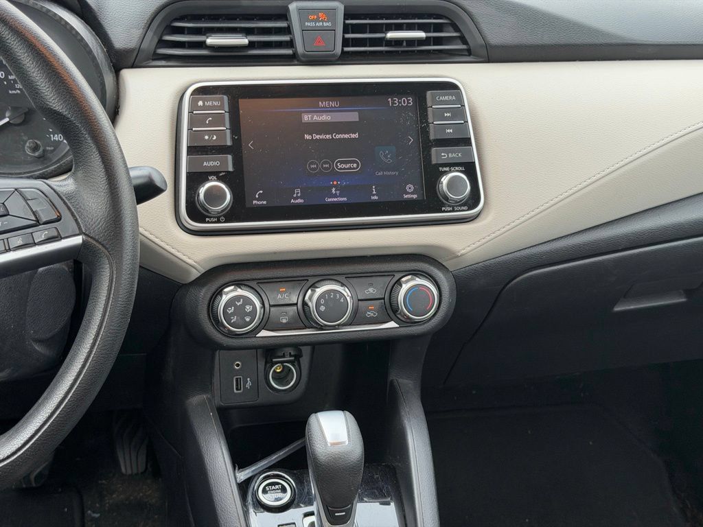 Used 2021 Nissan Versa SV FWD image 12