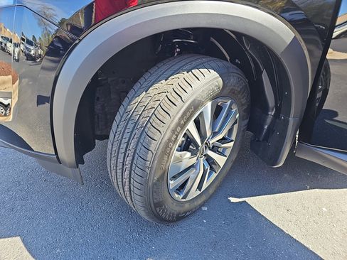 New 2025 Nissan Pathfinder SL image 33