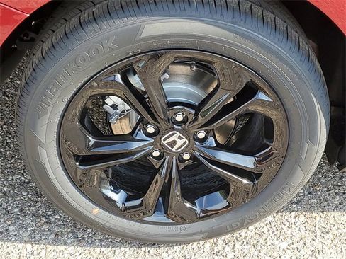 New 2025 Honda Accord SE image 5