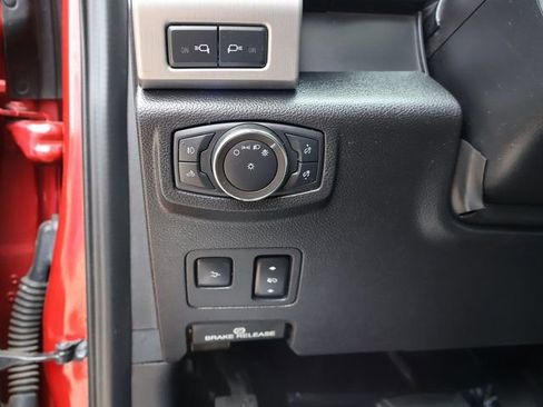 Certified 2020 Ford F450 Platinum w/ FX4 Off-Road Package image 26