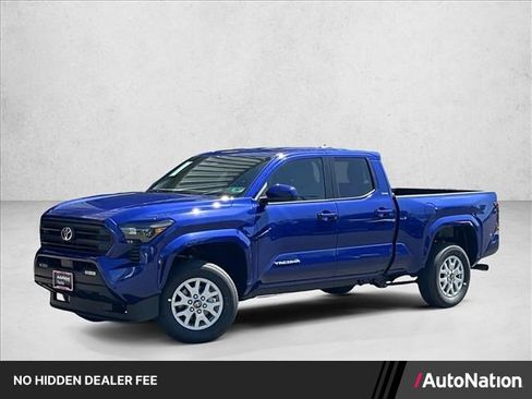Certified 2025 Toyota Tacoma SR5 AWD/4WD image 1