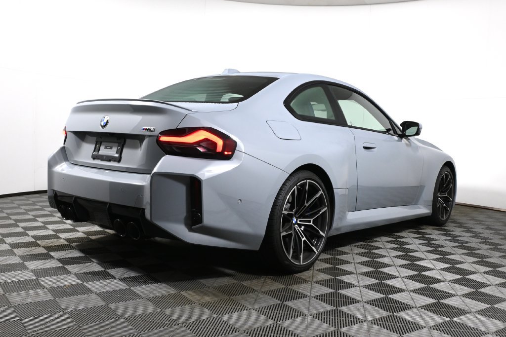 Used 2026 BMW M2 w/ Lighting Package RWD image 11