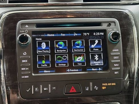 Used 2017 Buick Enclave Leather AWD/4WD image 13