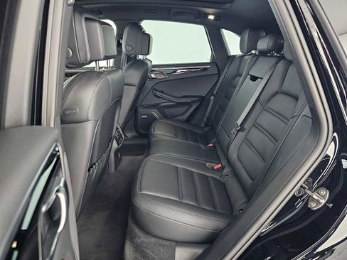 Used 2024 Porsche Macan S AWD/4WD image 16