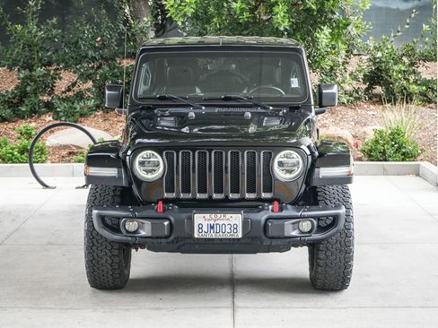 Used 2019 Jeep Wrangler Unlimited Rubicon AWD/4WD image 2