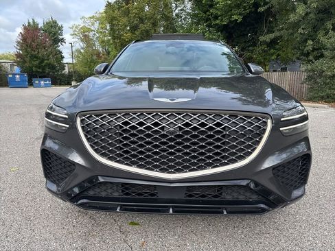 Used 2023 Genesis GV70 3.5T Sport w/ Sport Prestige Package image 2