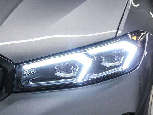 New 2026 BMW 330i Sedan w/ M Sport Package image 10