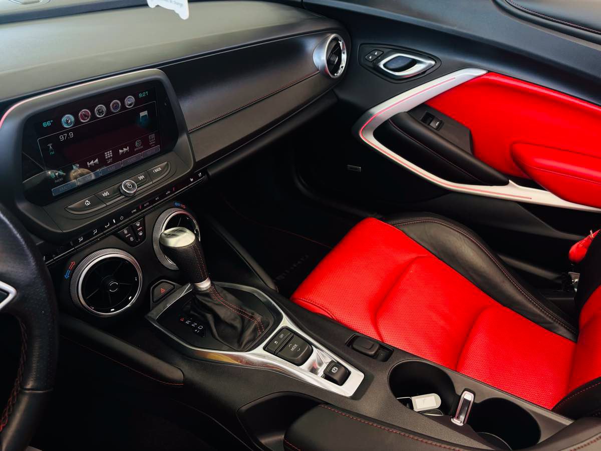 Used 2016 Chevrolet Camaro SS RWD image 56